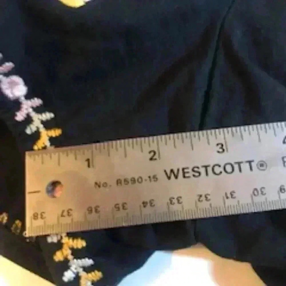 Madewell Springtime Embroidered Black Pull On Shorts w/ Pockets Womens Sz XS - Picture 10 of 11